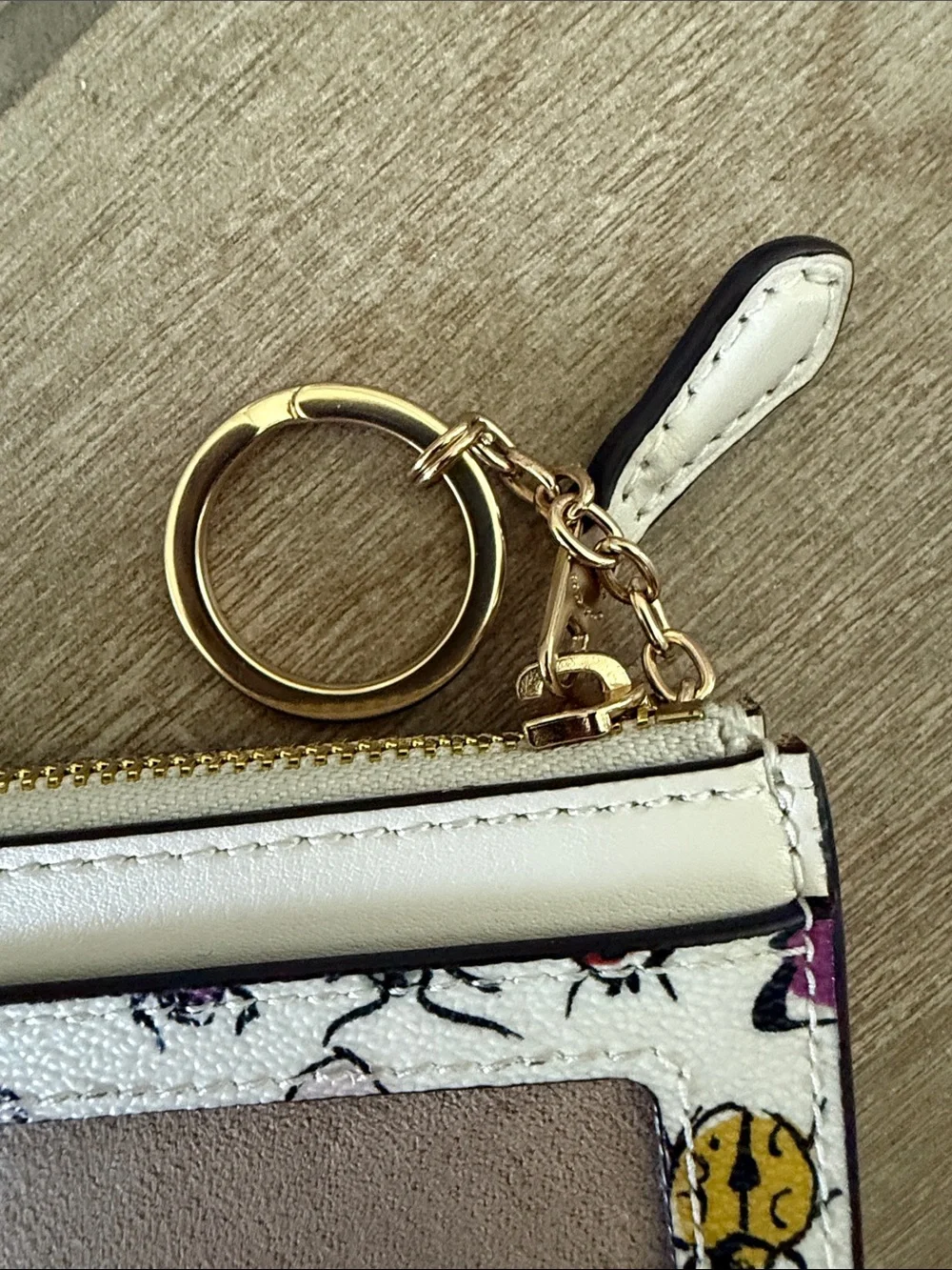 Coach White Leather Butterfly & Bug Print Card Case Keyring CR927